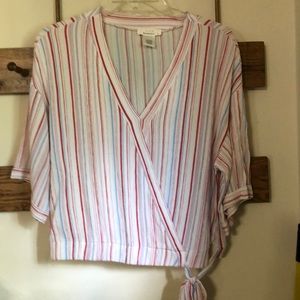 Urban Romantics cropped top